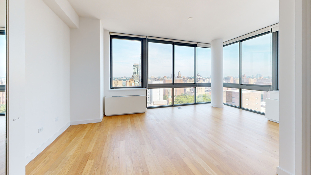 808 Columbus Ave - Photo 3