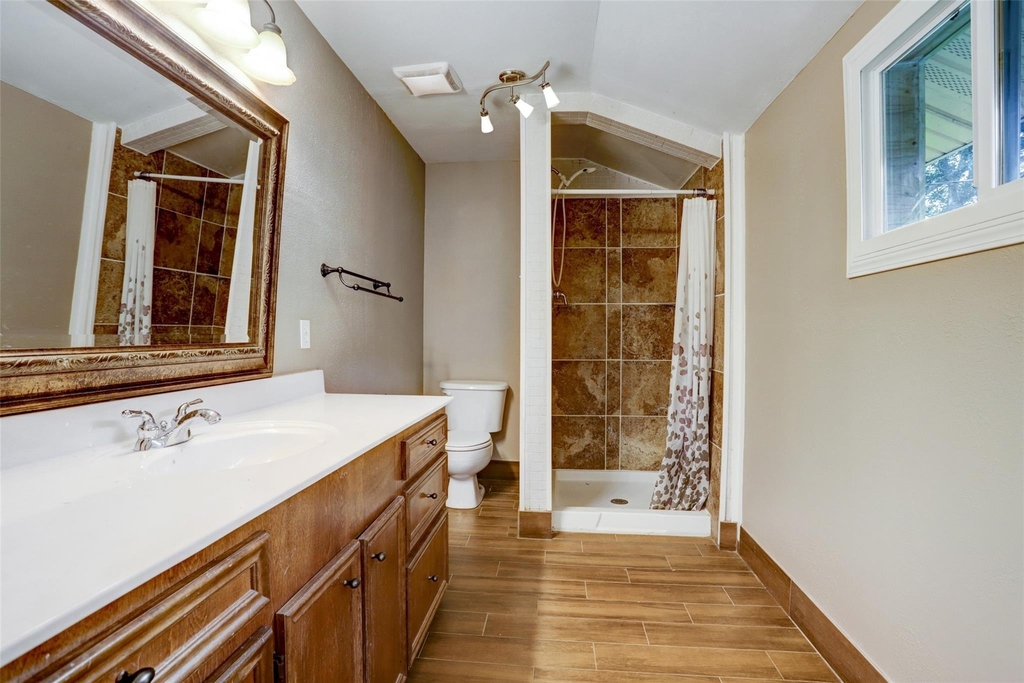 1207 N Meyer Street - Photo 12
