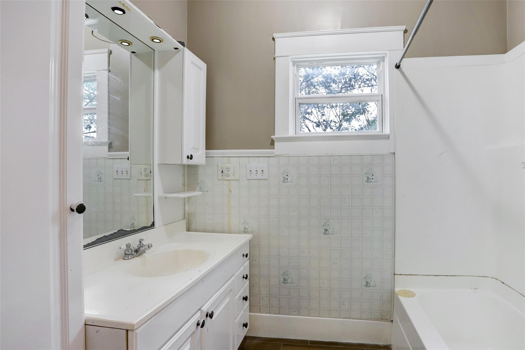 1207 N Meyer Street - Photo 10