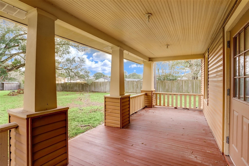 1207 N Meyer Street - Photo 1
