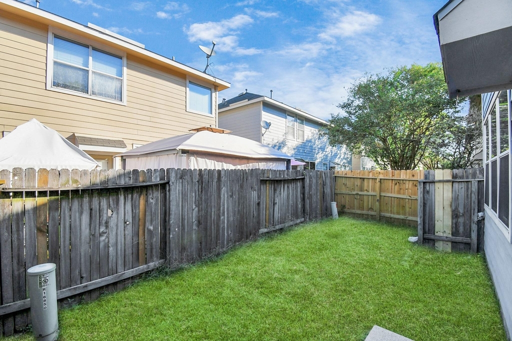 16850 Brooktondale Court - Photo 7