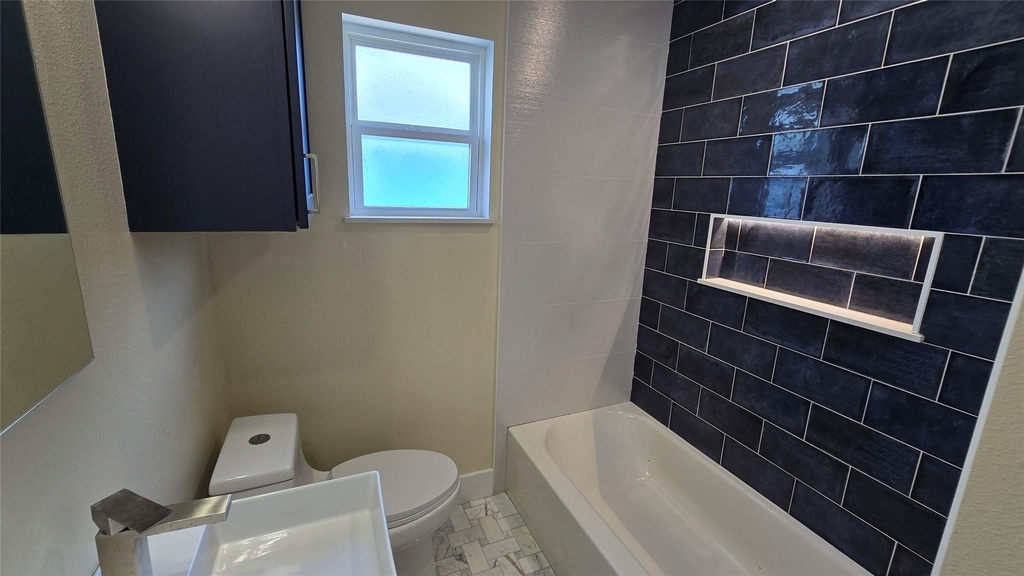 3733 Seabrook Street - Photo 5