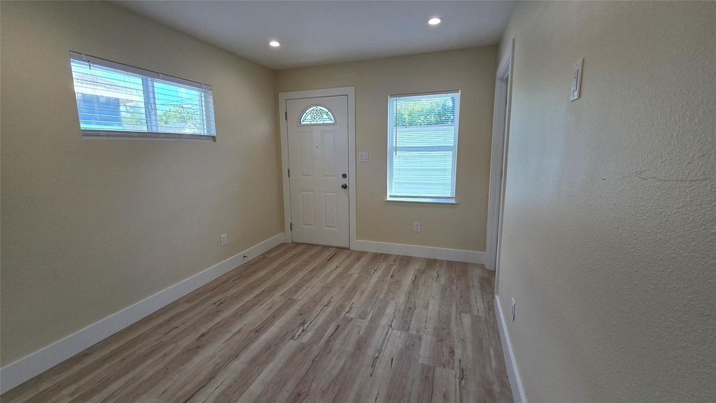 3733 Seabrook Street - Photo 6