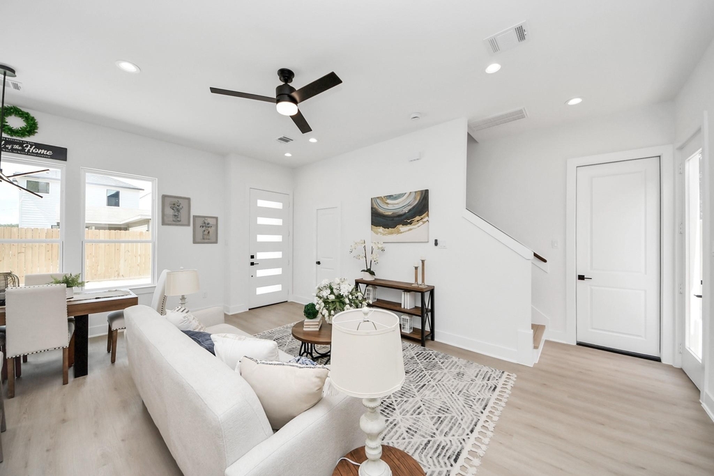 860 Rachel Street - Photo 5