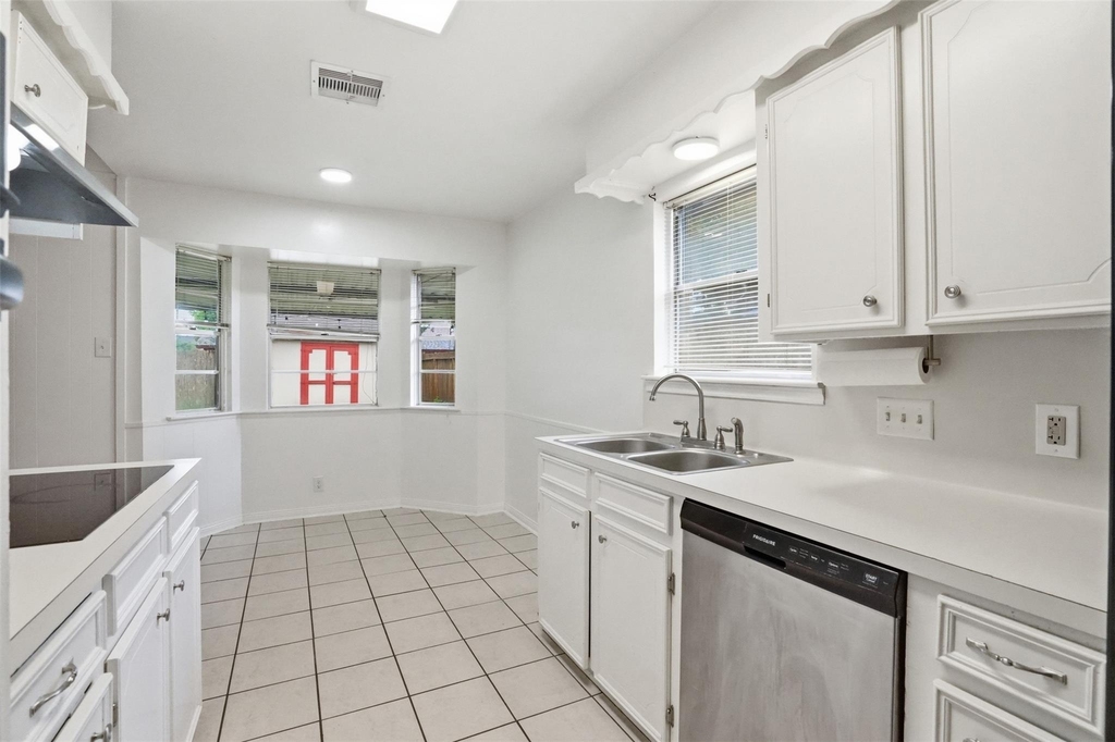 10114 Belfast Road - Photo 10