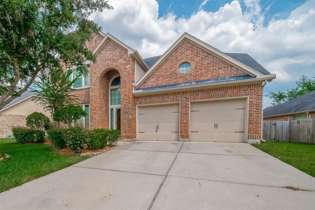 16010 Juniper Shores Drive - Photo 0