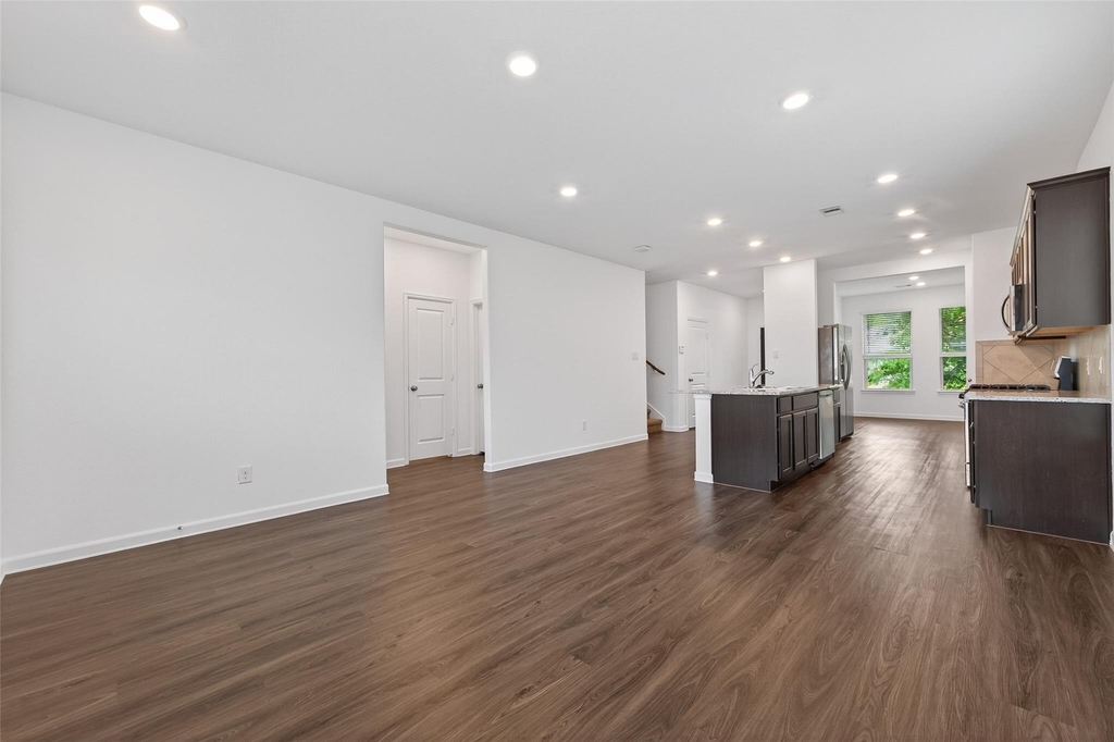 16108 Dockside Street - Photo 6