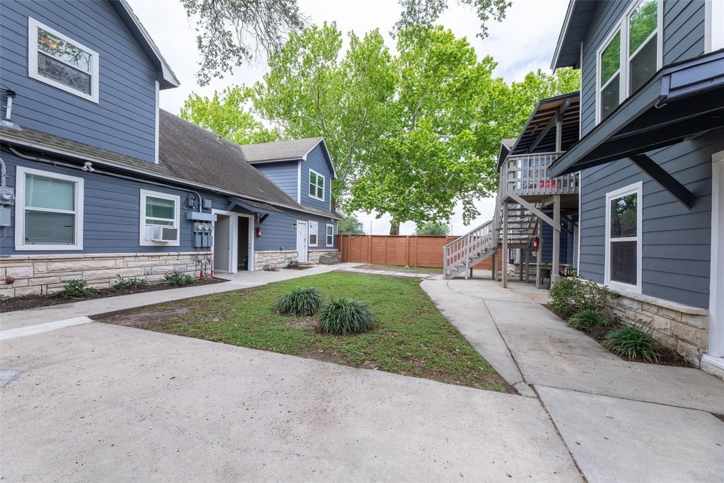 3420 Michigan Street - Photo 8