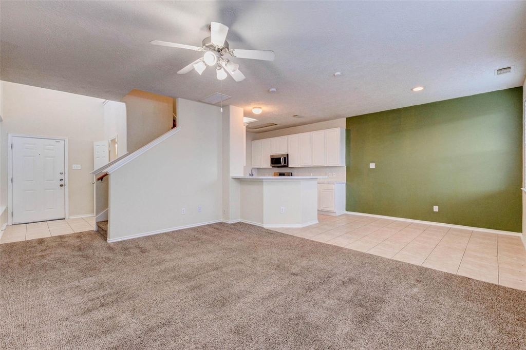 13106 Peppergate Lane - Photo 3