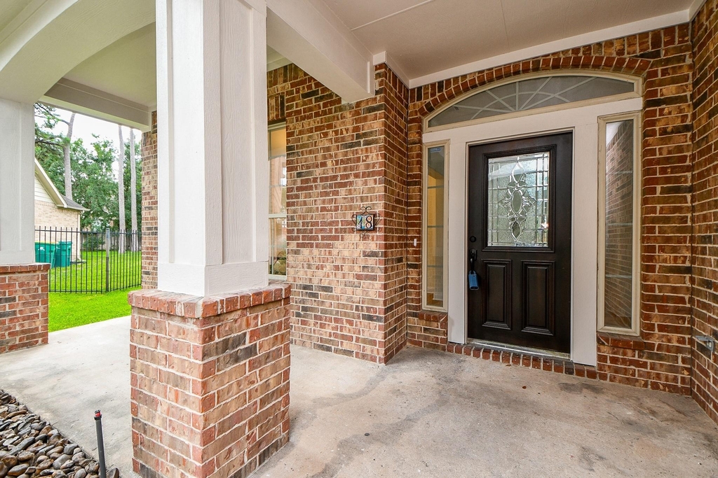 18 Hadlock Pl - Photo 1