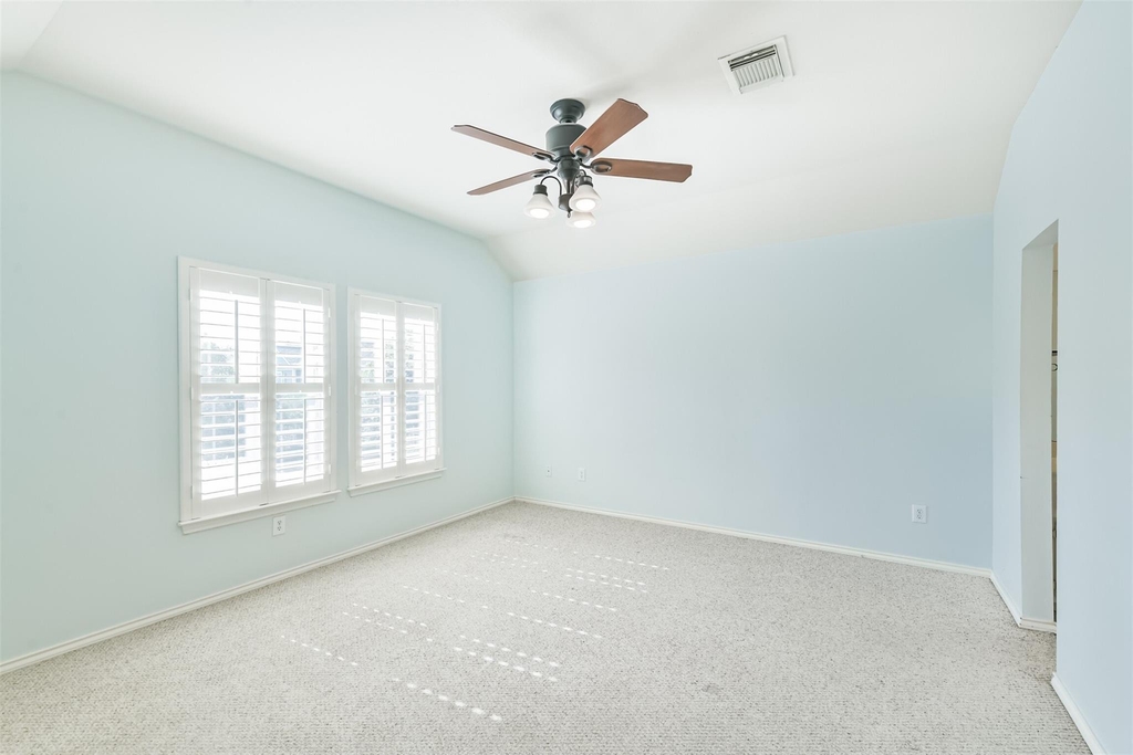 738 Redwing Place Drive - Photo 11