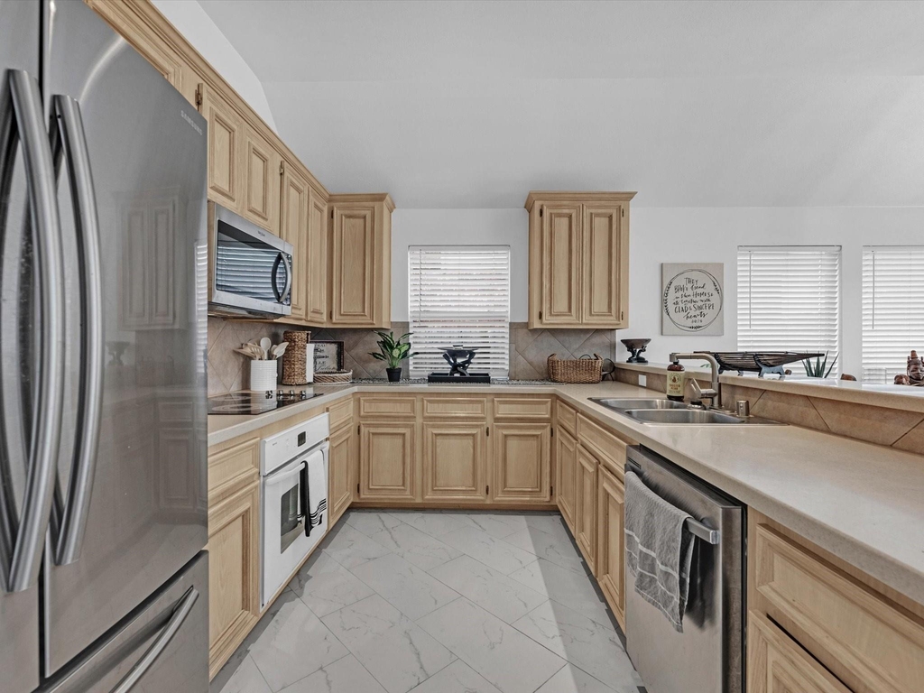 5805 Windy Knoll Lane - Photo 5