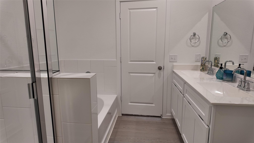 15035 Rustic Moon Road - Photo 10