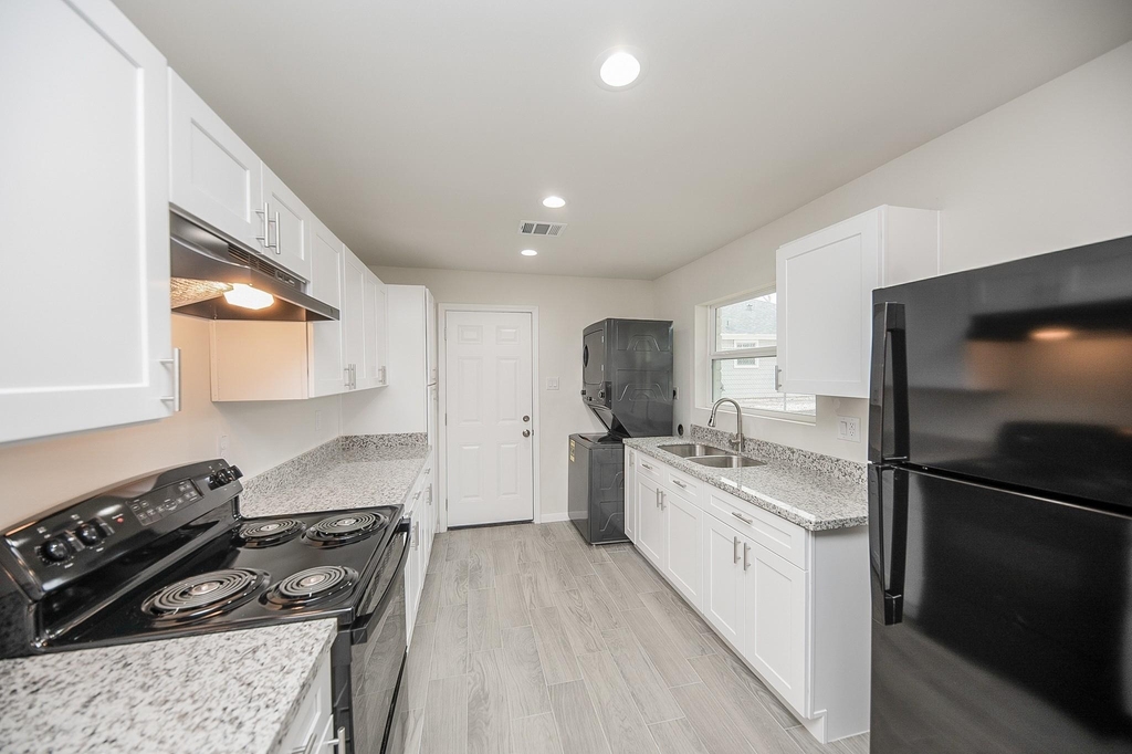 5042 Mallow Street - Photo 4