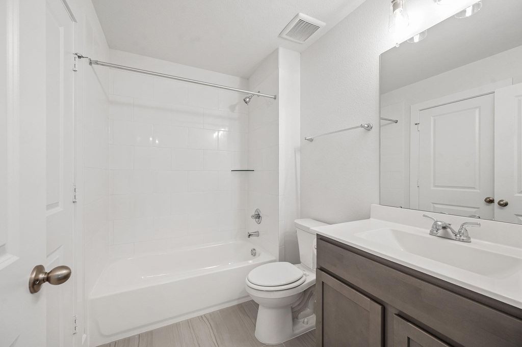 832 Sarasota Shore Drive - Photo 37