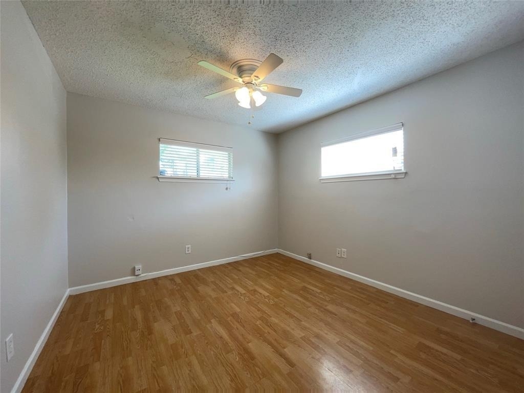 1502 Heights Boulevard - Photo 6