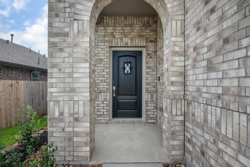 23741 Woodgreen Terrace Drive - Photo 3