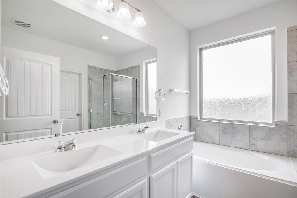 23741 Woodgreen Terrace Drive - Photo 16