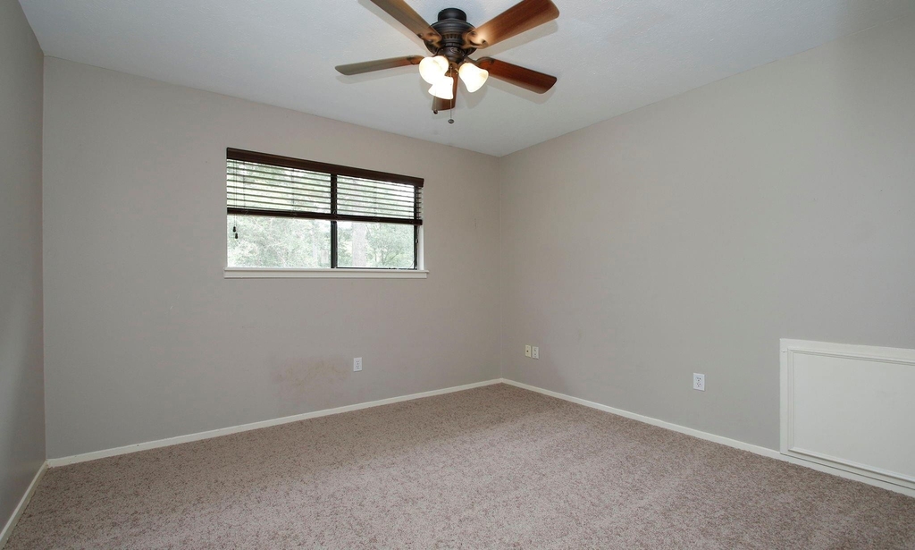 1 Greeningdon Street - Photo 12