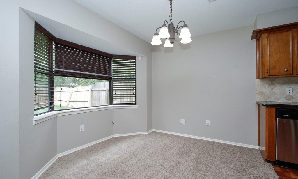 1 Greeningdon Street - Photo 6