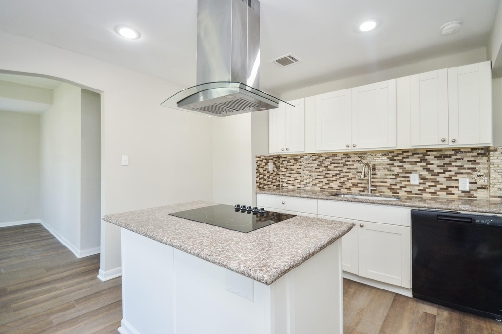 5238 Keystone Street - Photo 8