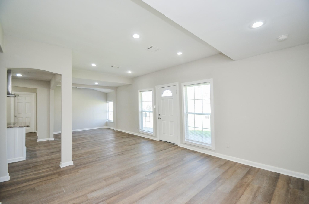 5238 Keystone Street - Photo 7