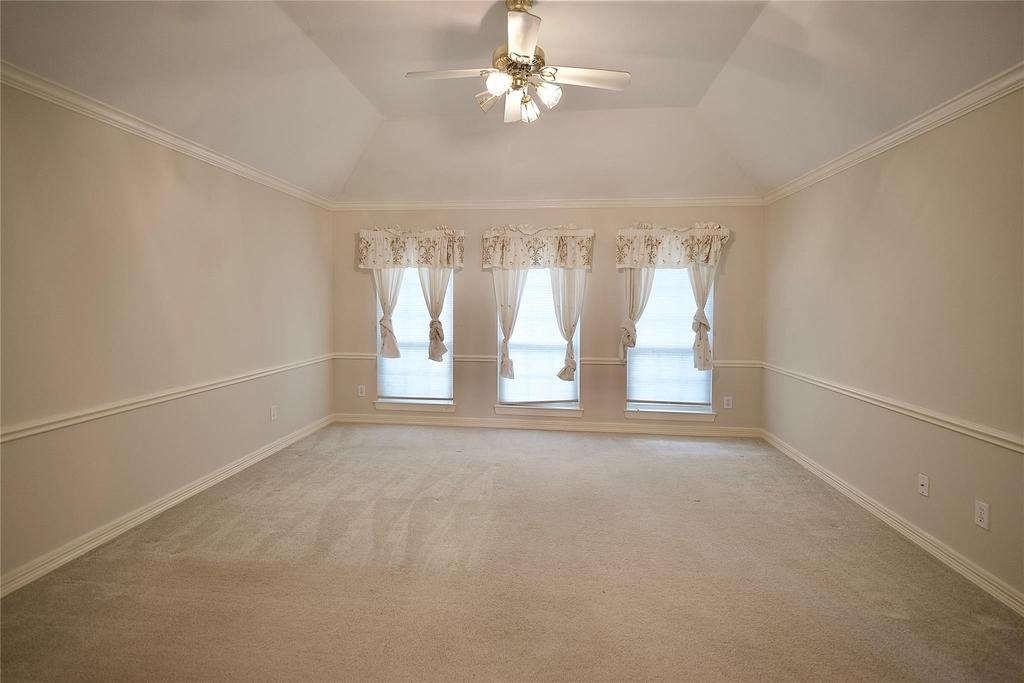 1839 Lake Winds Dr - Photo 20
