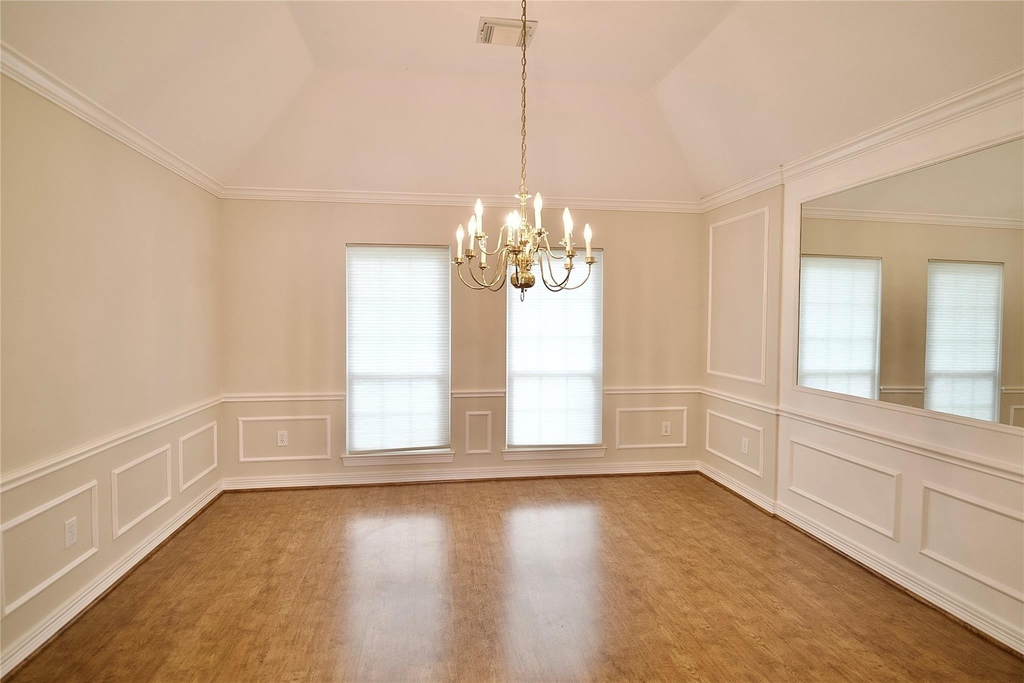 1839 Lake Winds Dr - Photo 16
