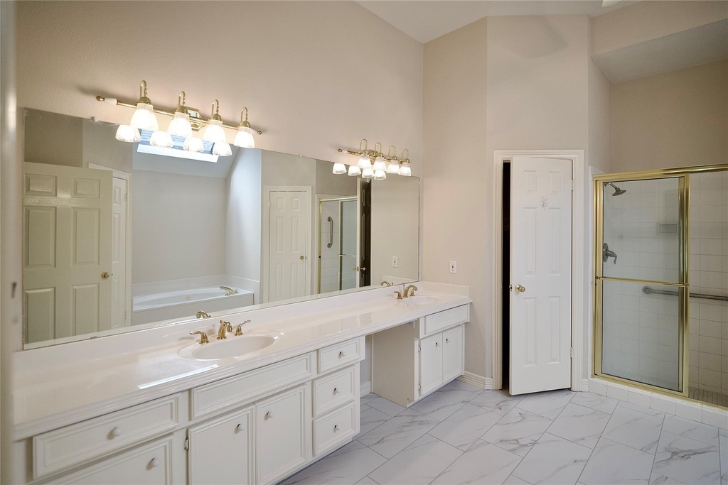 1839 Lake Winds Dr - Photo 21