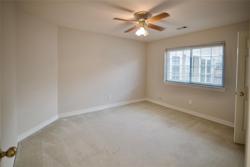 1839 Lake Winds Dr - Photo 26