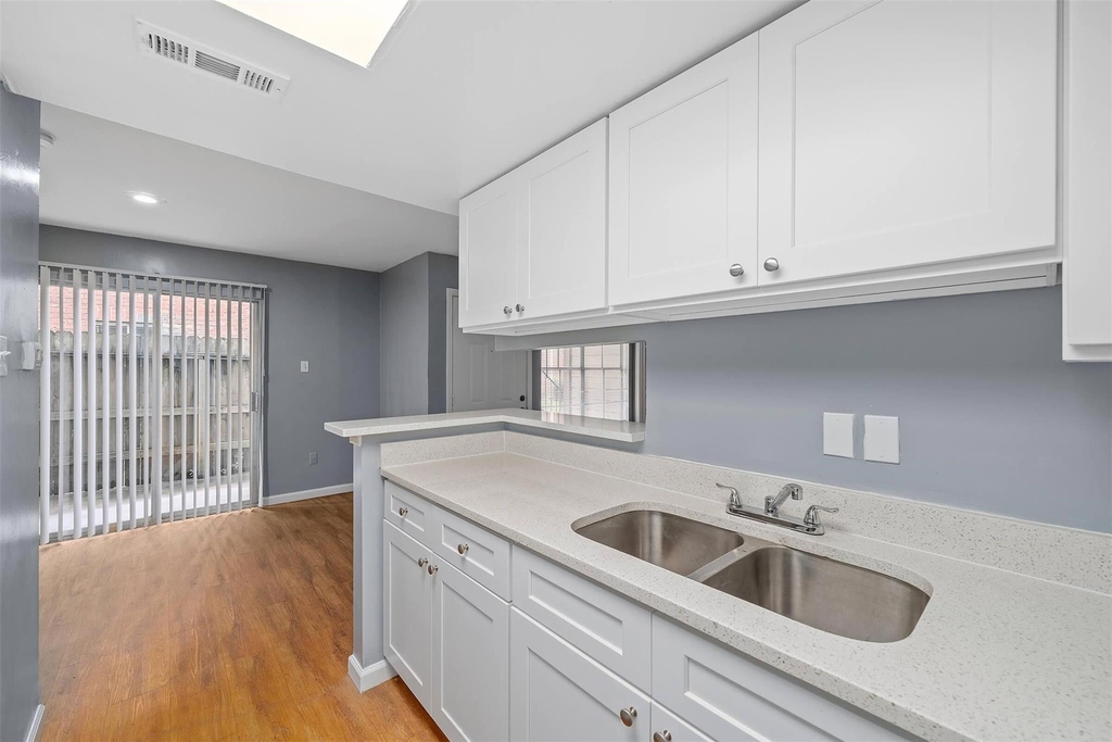 6415 South Lake Houston Parkway - Photo 4