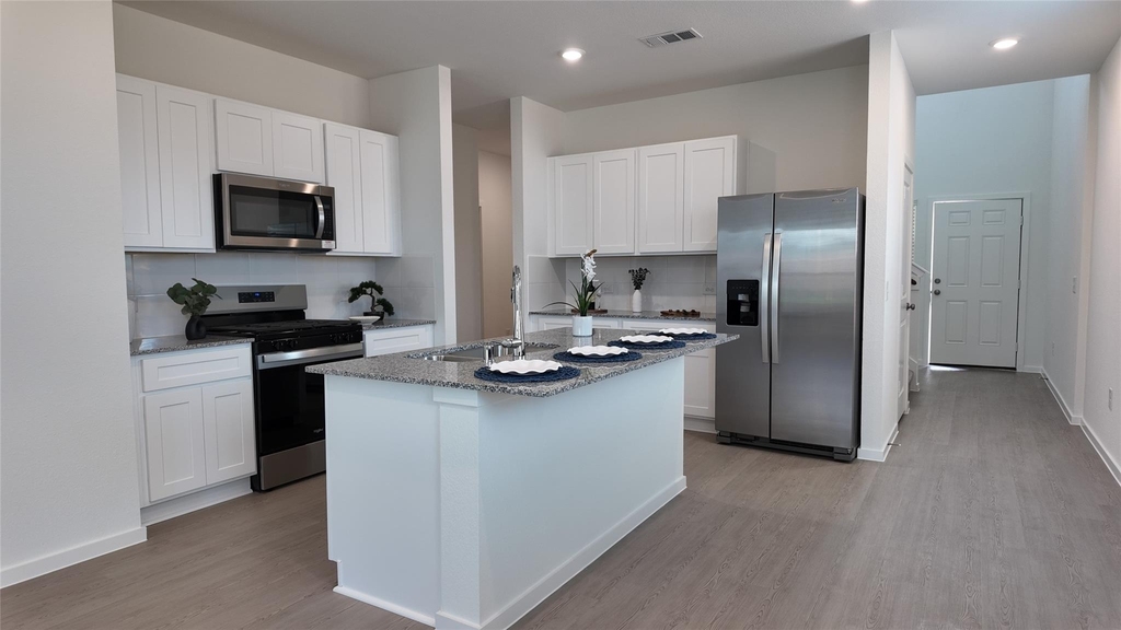 15917 Blass Valley Drive - Photo 2