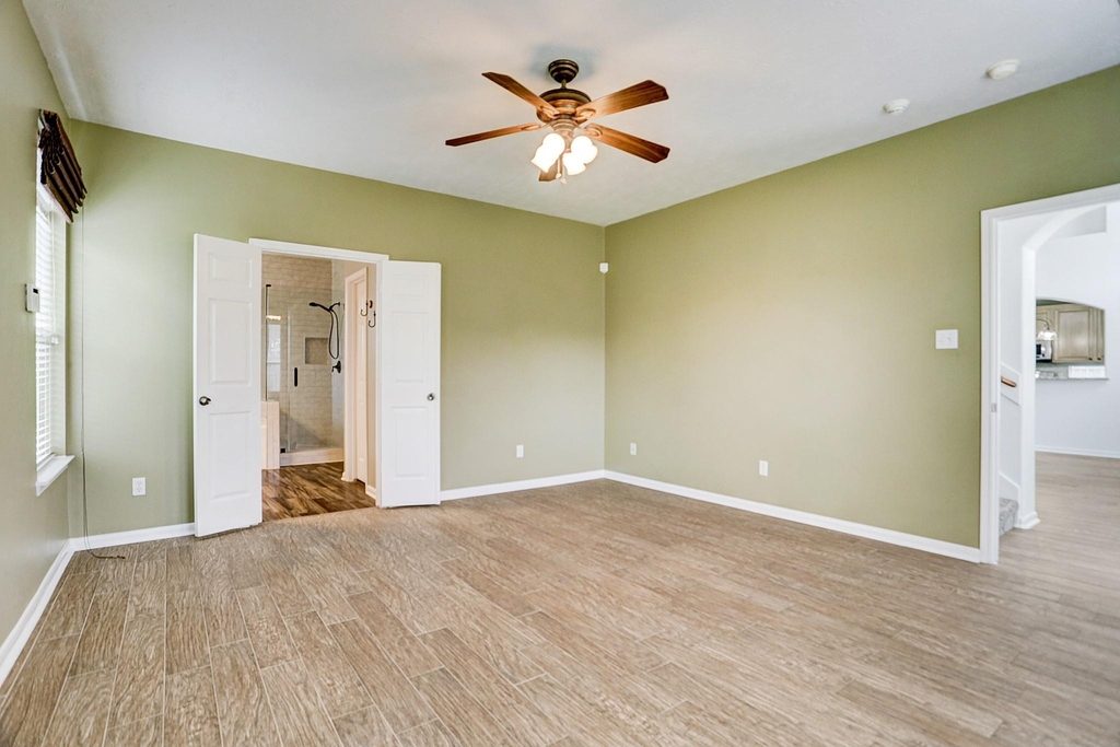10410 Five Oaks Court - Photo 24