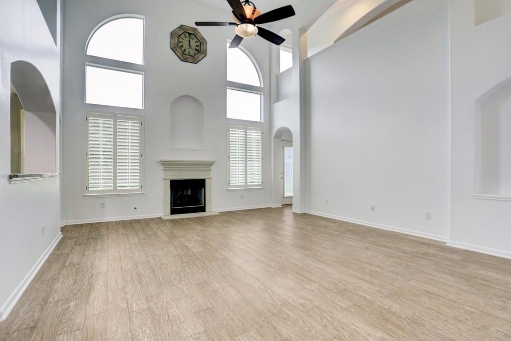 10410 Five Oaks Court - Photo 13