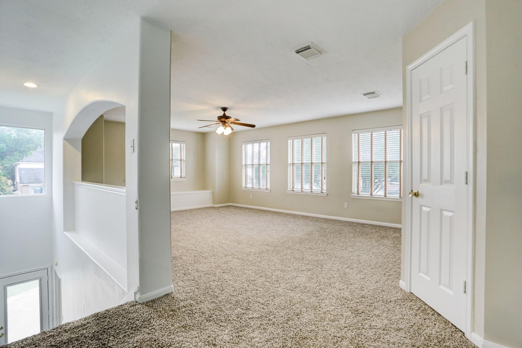 10410 Five Oaks Court - Photo 34