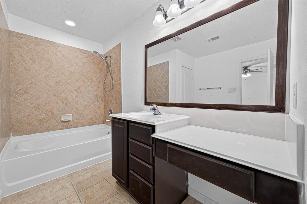 21415 Sagrantino Court - Photo 41
