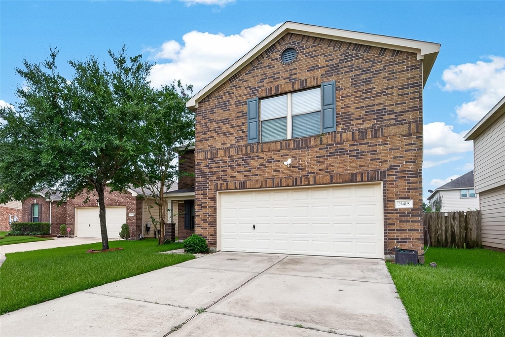 21415 Sagrantino Court - Photo 0