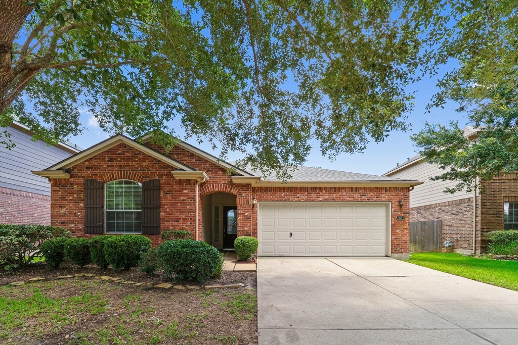 3611 Rocky Ledge Lane - Photo 0