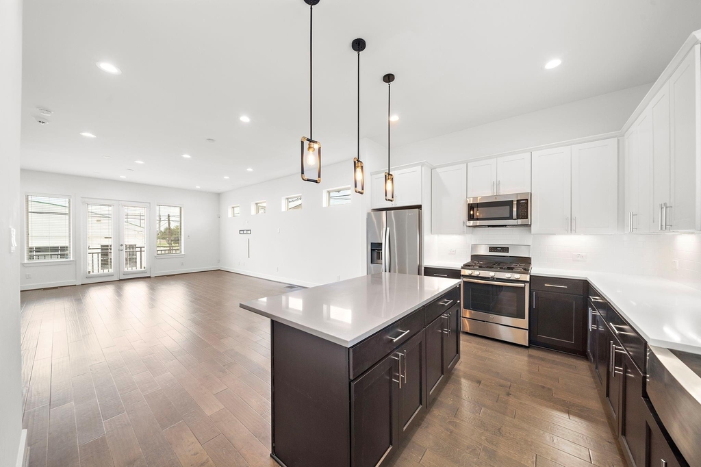 2603 Hutchins - Photo 19