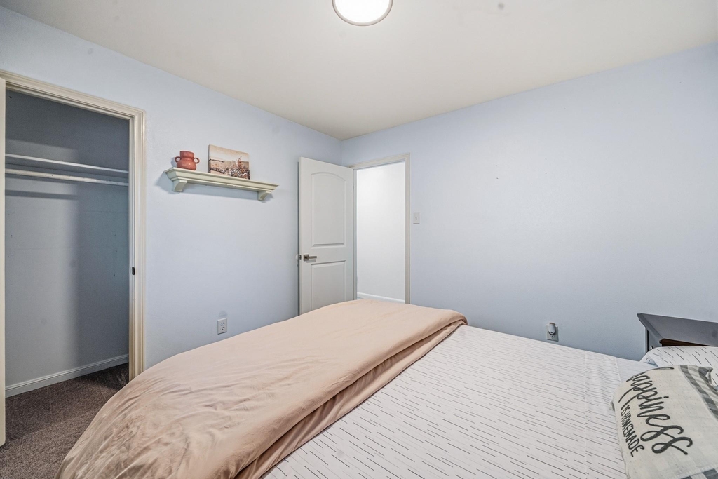 8426 Edgemoor Drive - Photo 25