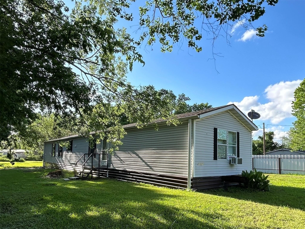 16640 Berry Road - Photo 0