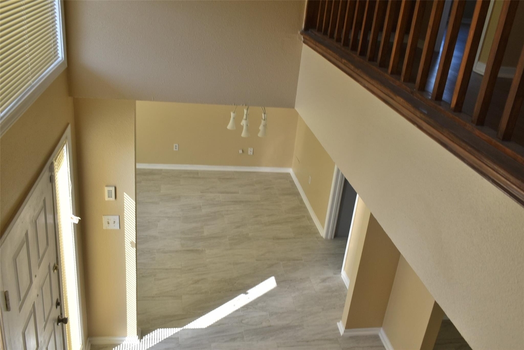 2930 Colony Drive - Photo 11