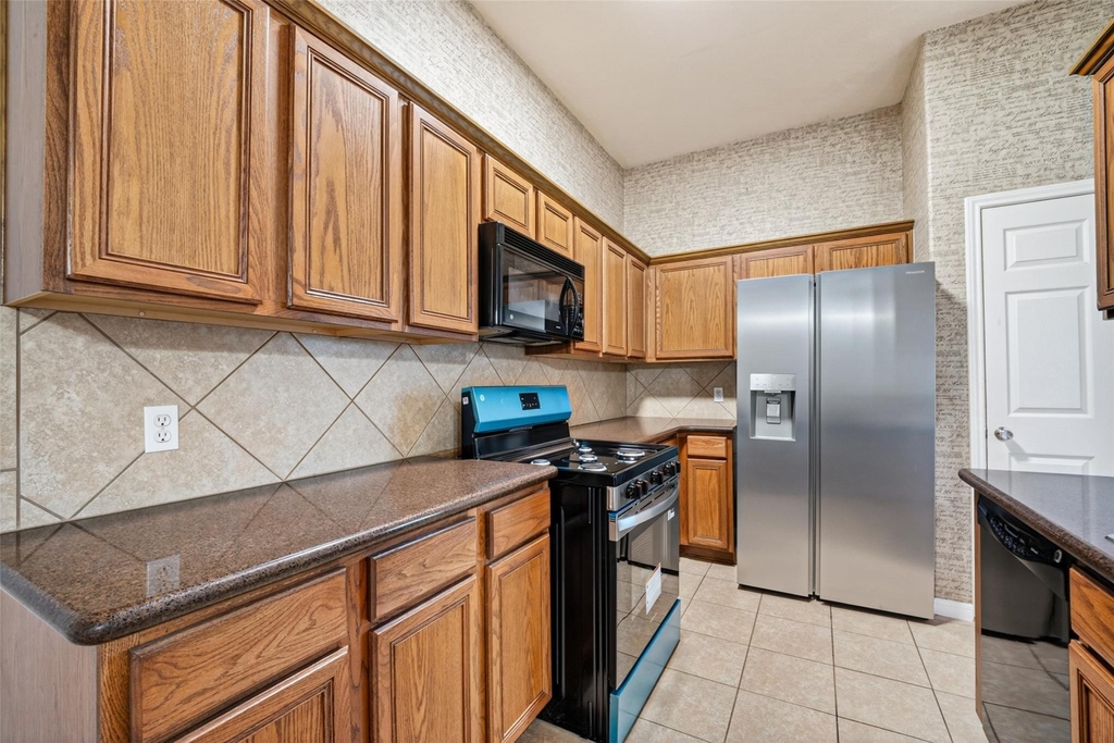 2346 Bermuda Shores Drive - Photo 5