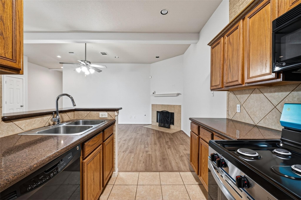 2346 Bermuda Shores Drive - Photo 7