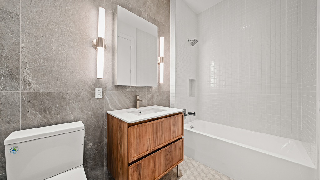 41-15 24th St 11101 - Photo 4