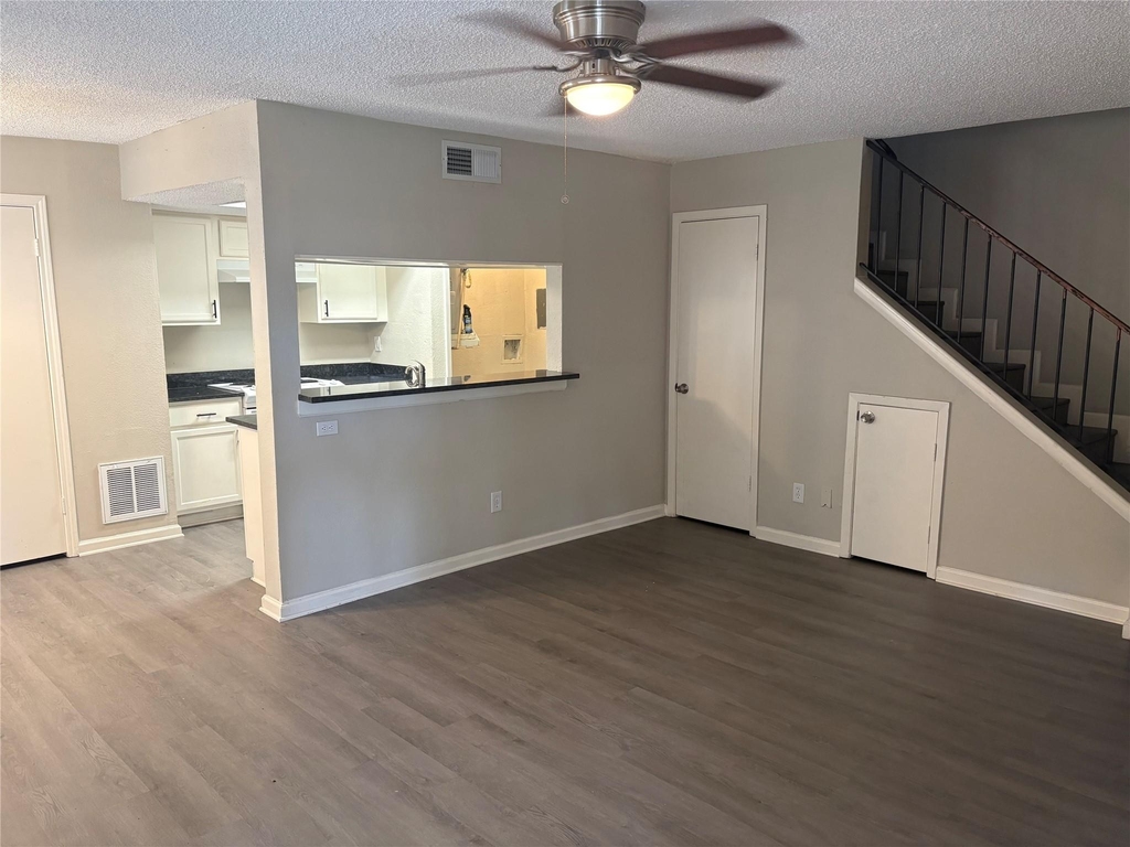 5650 Birchmont Drive - Photo 0