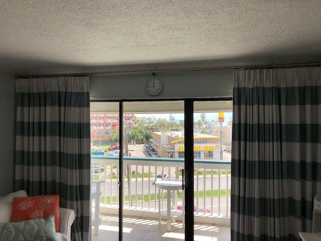 6102 Seawall Blvd - Photo 10