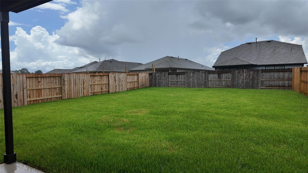 15027 Rustic Moon Road - Photo 10
