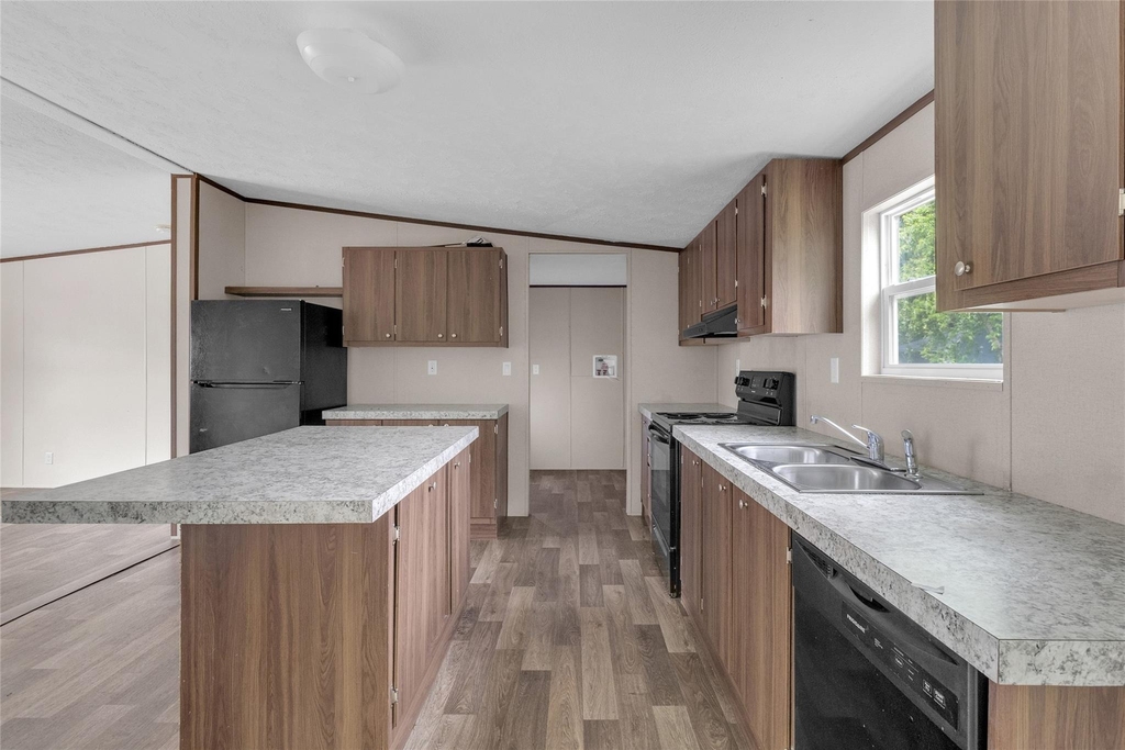 5313 2nd St - Photo 12