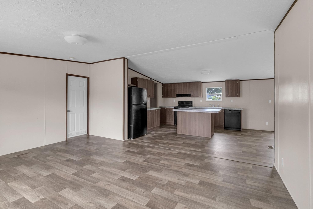 5313 2nd St - Photo 7